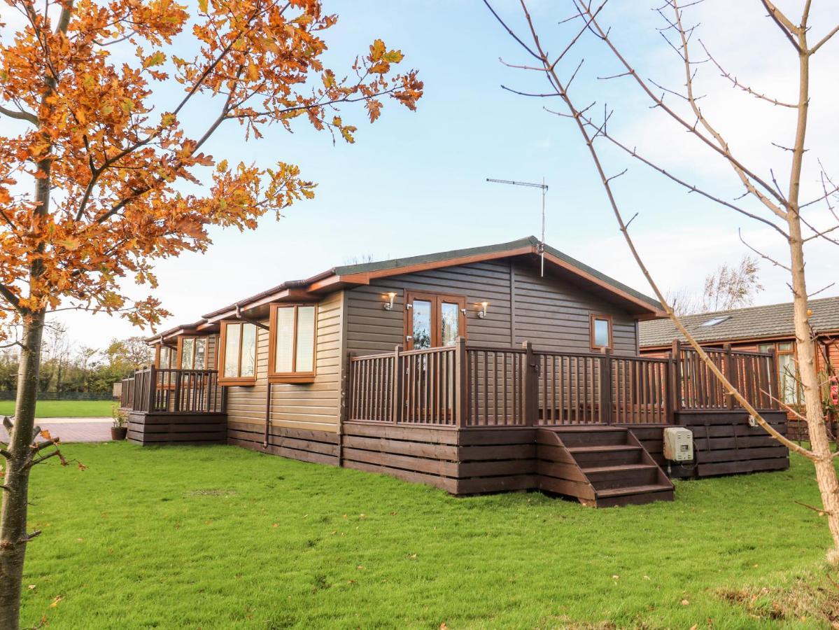 Oakwood Lodge Йорк Экстерьер фото